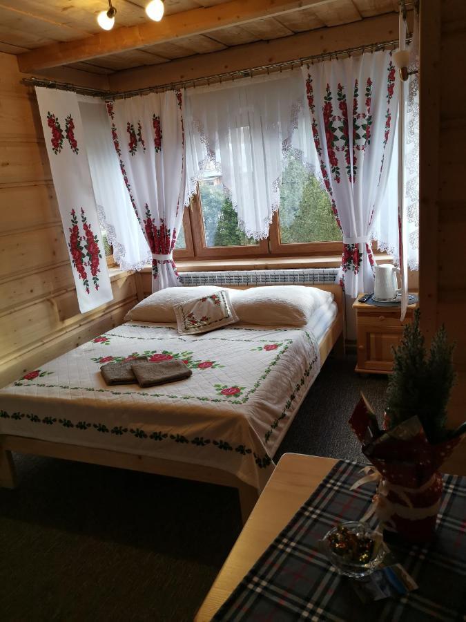Pokoje Goscinne Pod Limbami Ciche Małe Exteriör bild
