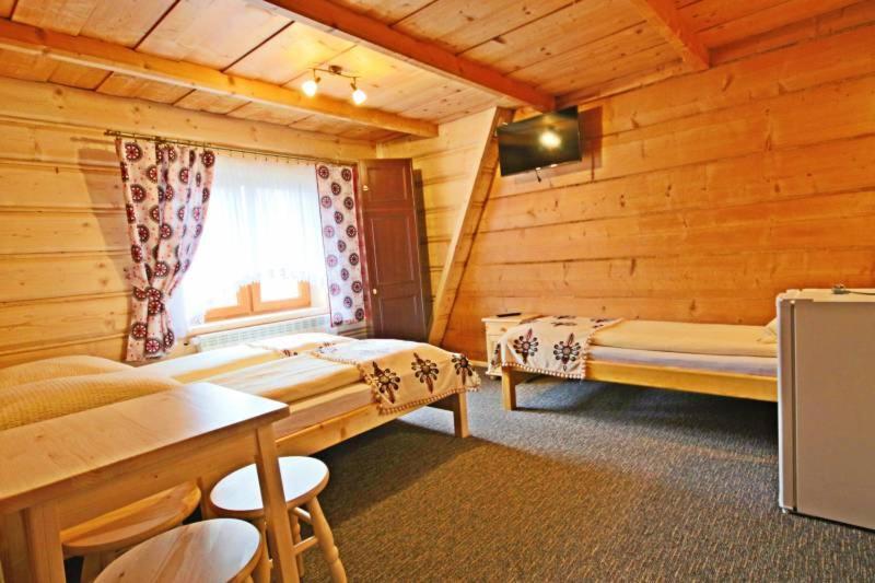 Pokoje Goscinne Pod Limbami Ciche Małe Exteriör bild