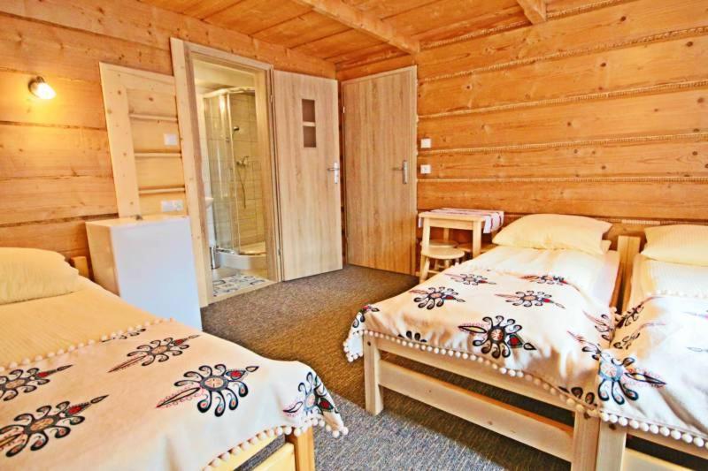 Pokoje Goscinne Pod Limbami Ciche Małe Exteriör bild