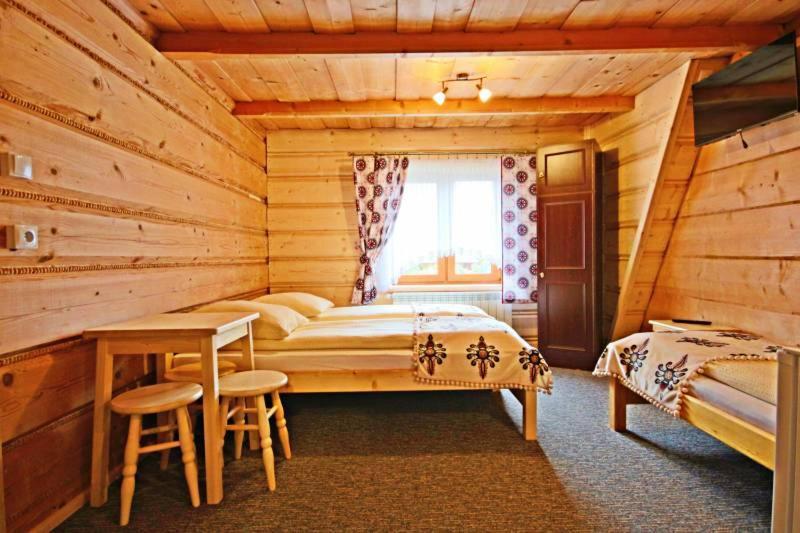 Pokoje Goscinne Pod Limbami Ciche Małe Exteriör bild